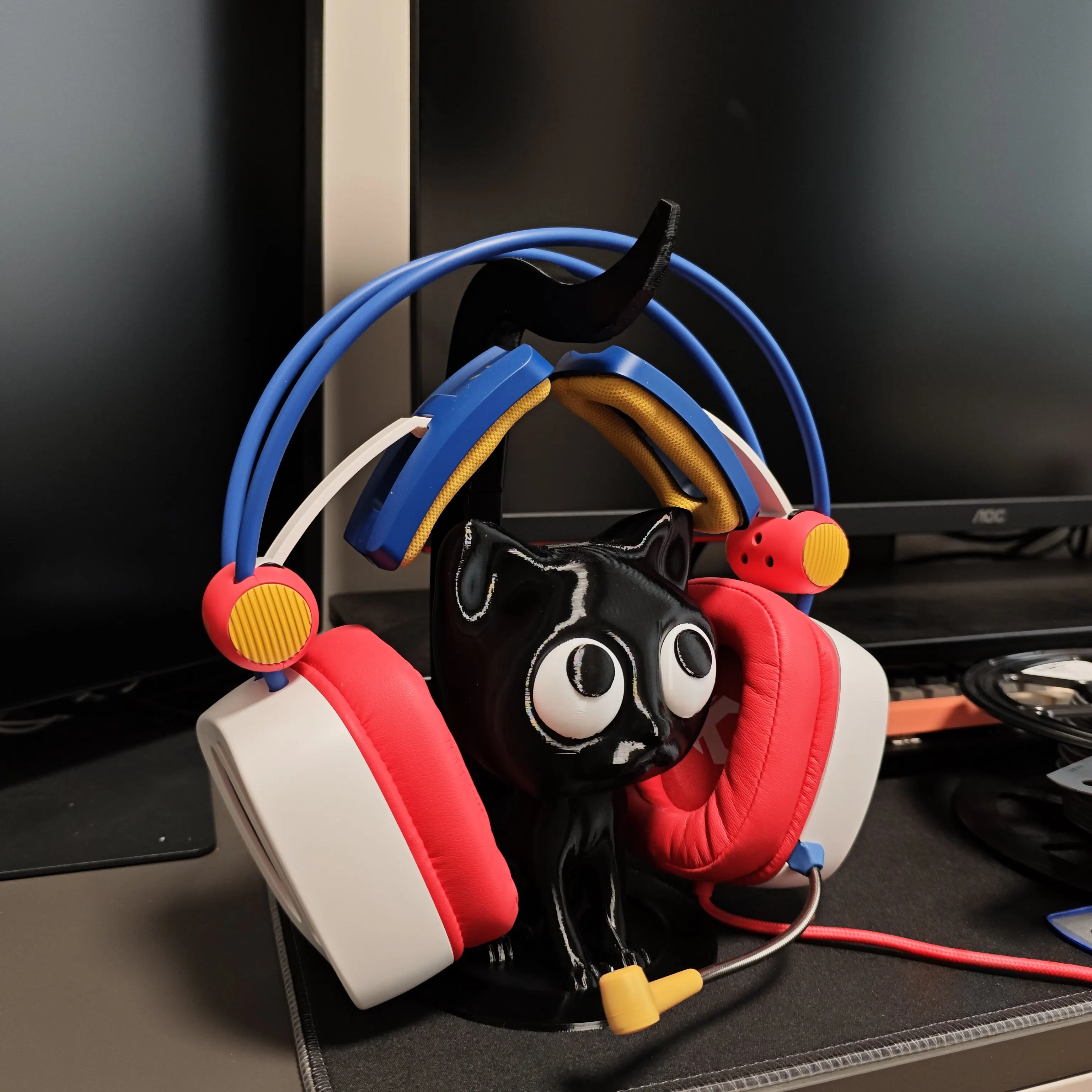 

HotSale Cute BlackCat Headphone Stand Universal Cartoon Gaming Headset HolderGamer HomeOffice Desk Decor Personality Gift Gamers