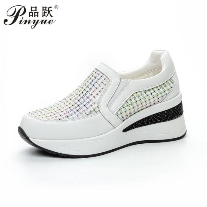 

Женские кроссовки с кристаллами 7 см, весенне-осенние повседневные туфли на плоской подошве, женские нескользящие дышащие уличные вулканизированные лоферы, размеры 34-40