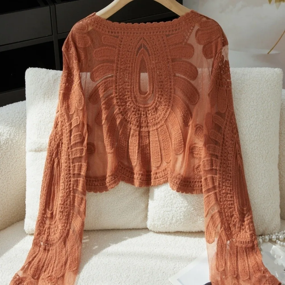 Spitzenbesticktes Sonnenschutz-Cover-Up, transparenter Rundhals-Mesh-Schal, Strand-Langarm-Top, kurzes, durchsichtiges Oberteil für Frühling und Sommer – Detail 4