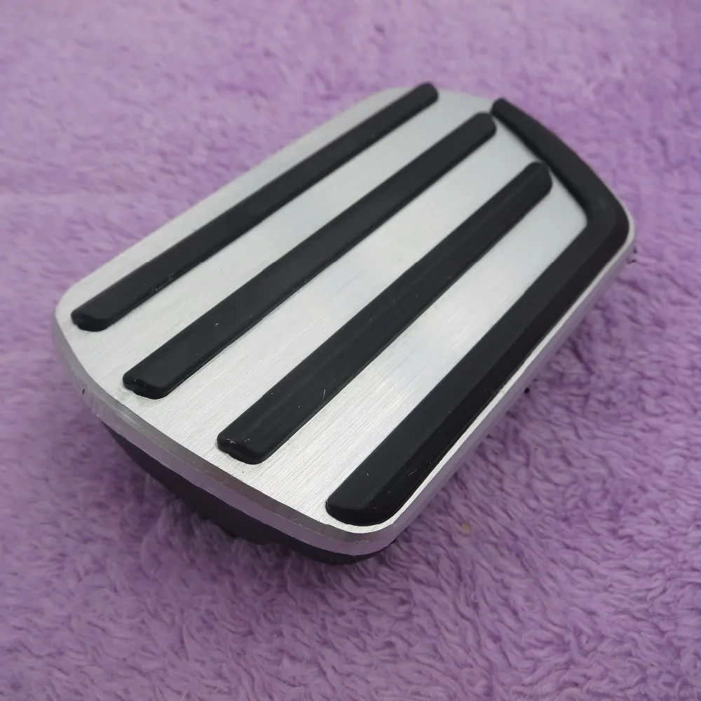 Aluminium Alloy Accelerator Gas Brake Pedal For Volvo S40 V40 C30 AT Non Slip Plate Pads Styling Car Accessories