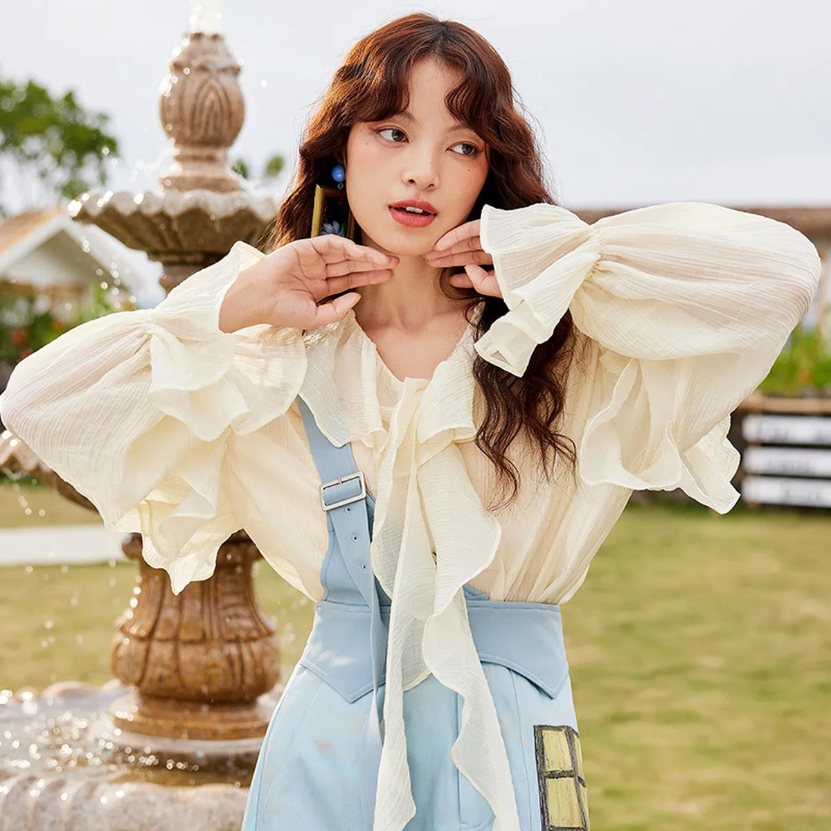 

Hanlian Broken Shadow Ruffle Shirt for Women, Loose Long Sleeve Top for Easy Bottom Matching