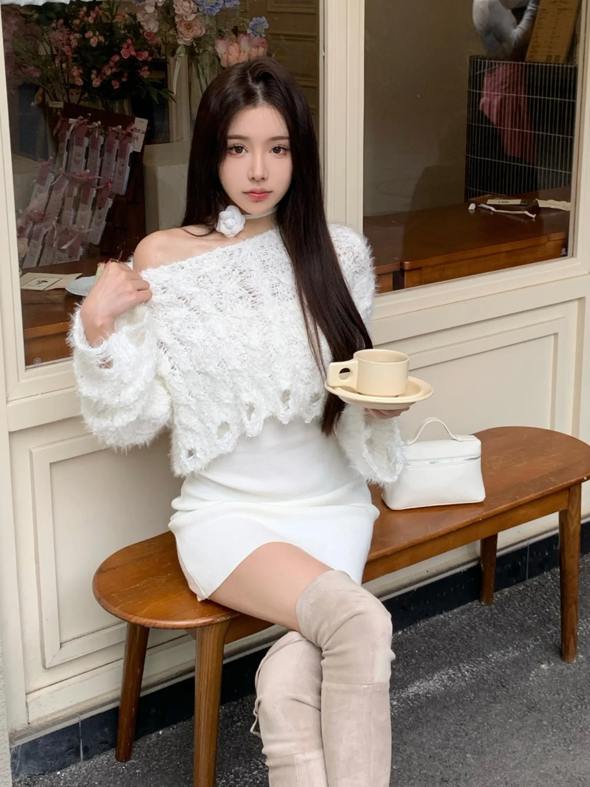 

Комплект из двух предметов: свитер и юбка Liuu Small Batch Design, женский, с цветочным принтом, из полиэстера, модный костюм