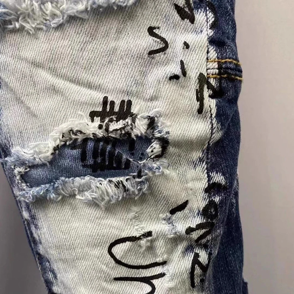 Casual Jeans Men Slim Fit Hole Denim Pant Streetwear Buttons Party Classics Fashion Hip Hop Pencil Trousers Men\'S Clothing 2024