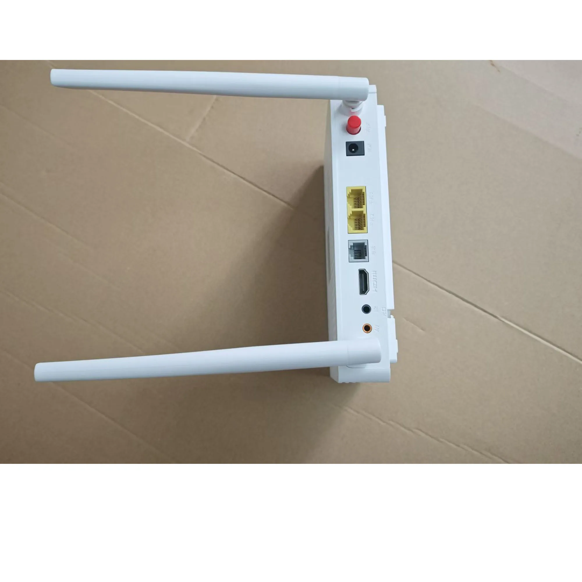 GPON ONU + IPTV Android STB 2.4G + 5G WIFI Internet + Telefone + TV Entrada de fibra óptica + entrada de porta de rede comutação gratuita