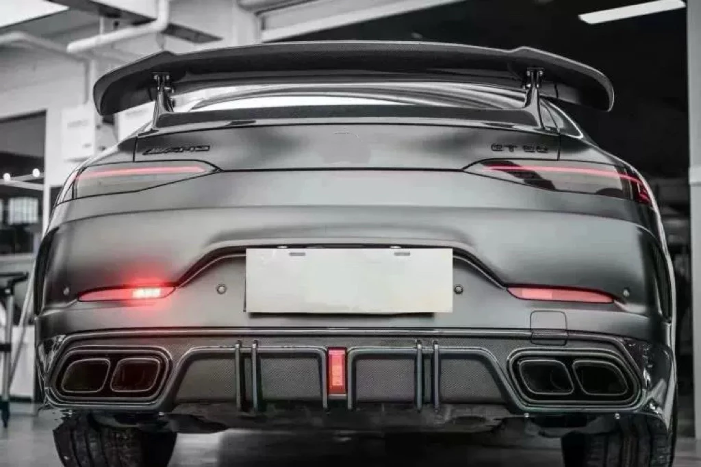 سبويلر الناشر الخلفي من ألياف الكربون Amggt50 Gt43 Gt53 #4