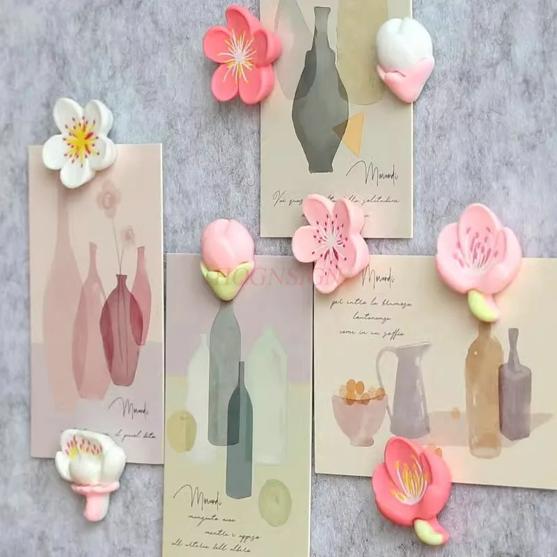 

12pcs Peach blossom cherry blossom cartoon push pin, felt soft wood board photo, wall decoration big head nail