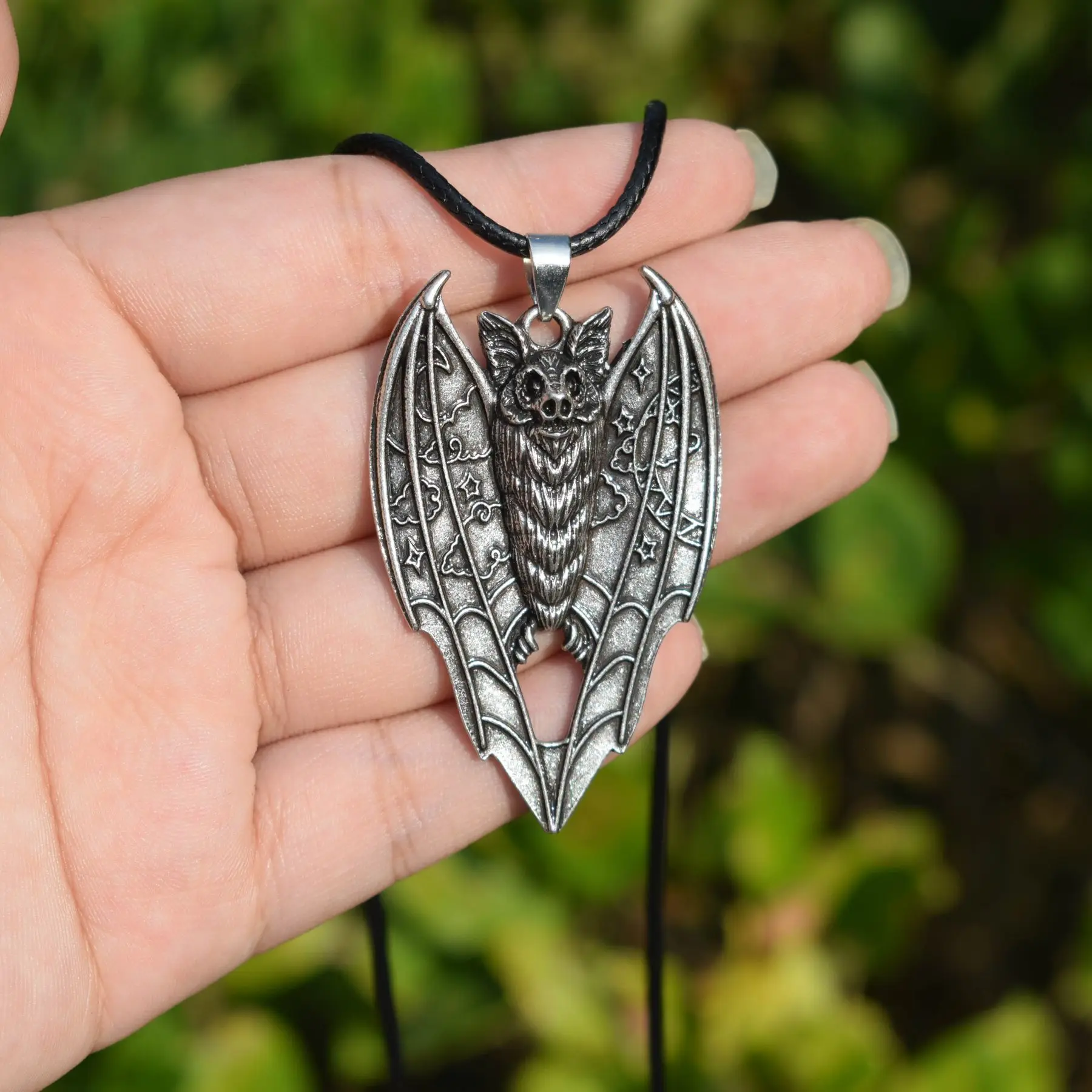 Halloween Vintage Witch Gothic Bat Pendant Necklace for Men and Women Charm Jewelry