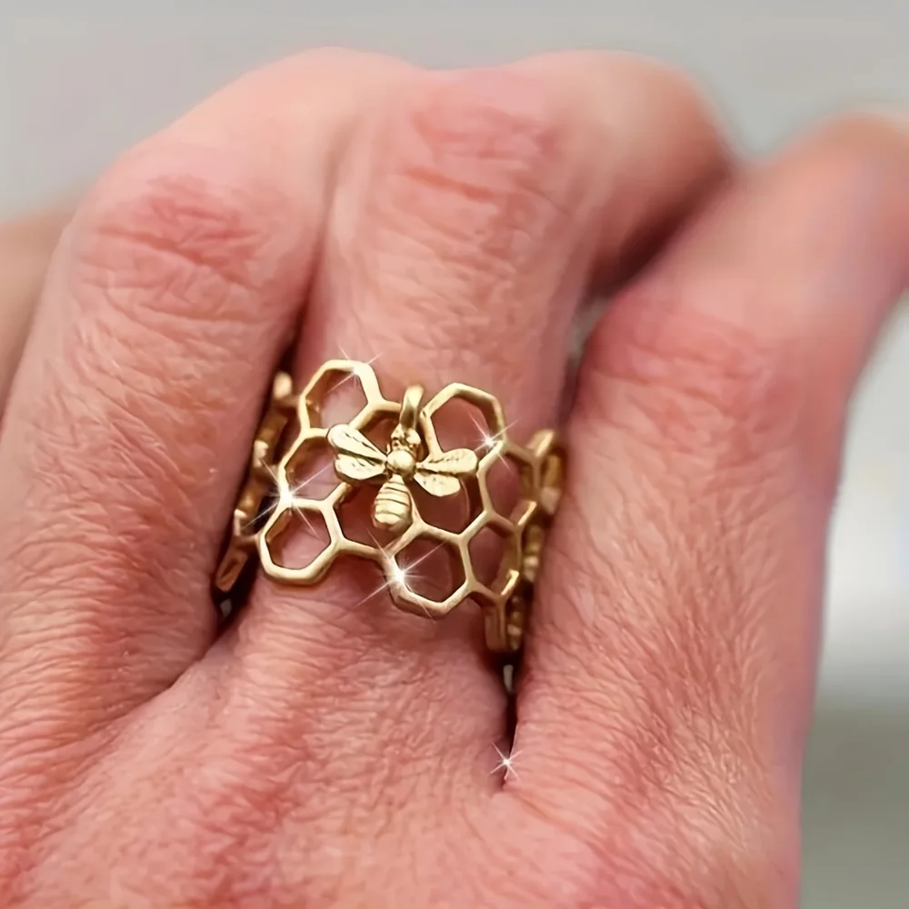 Creative opening honeycomb pattern bee ring female alloy couple wedding gift decoration