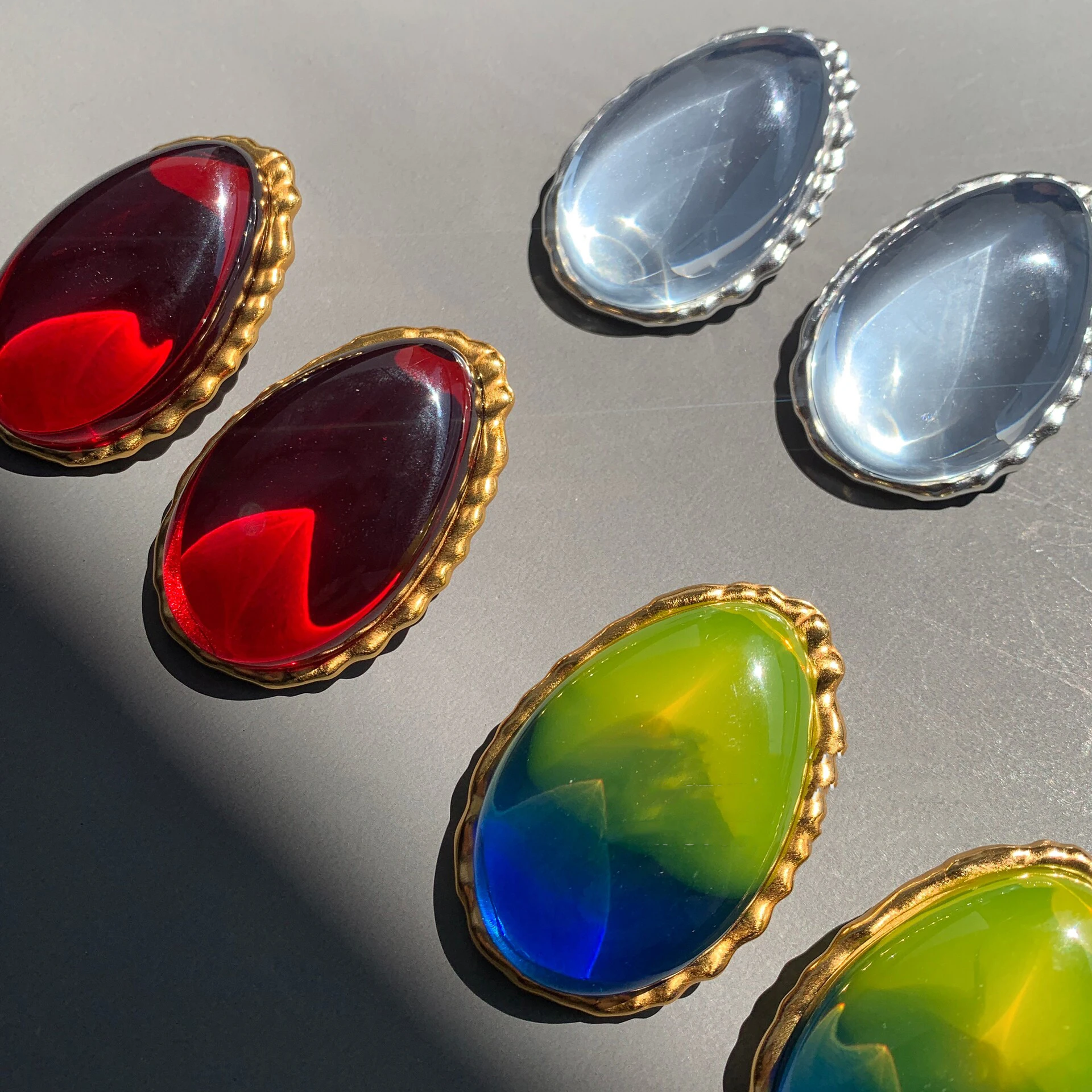 

2026 Europe Designer Colored Crystal Oval Big Charm Earrings Woman Top Quality Luxury Jewelry Trend