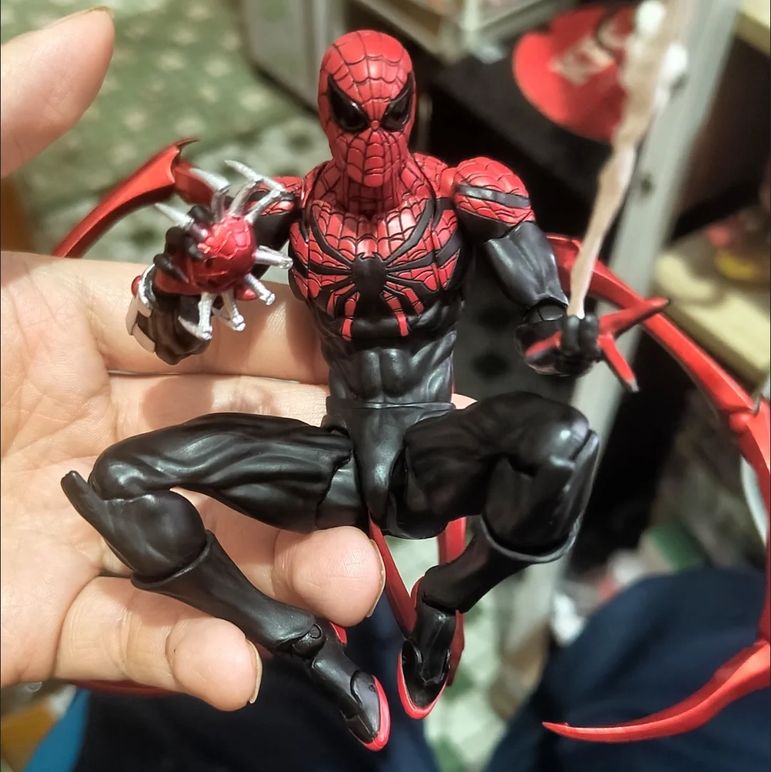 

Коллекционная подвижная фигурка Человека-паука Mess Toys в костюме Черного Венома с красными щупальцами для коллекционеров Marvel