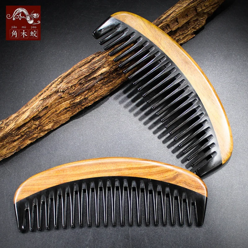 Green sandalwood and buffalo horn comb for massage and hair styling, wide-toothed, suitable for long hair
