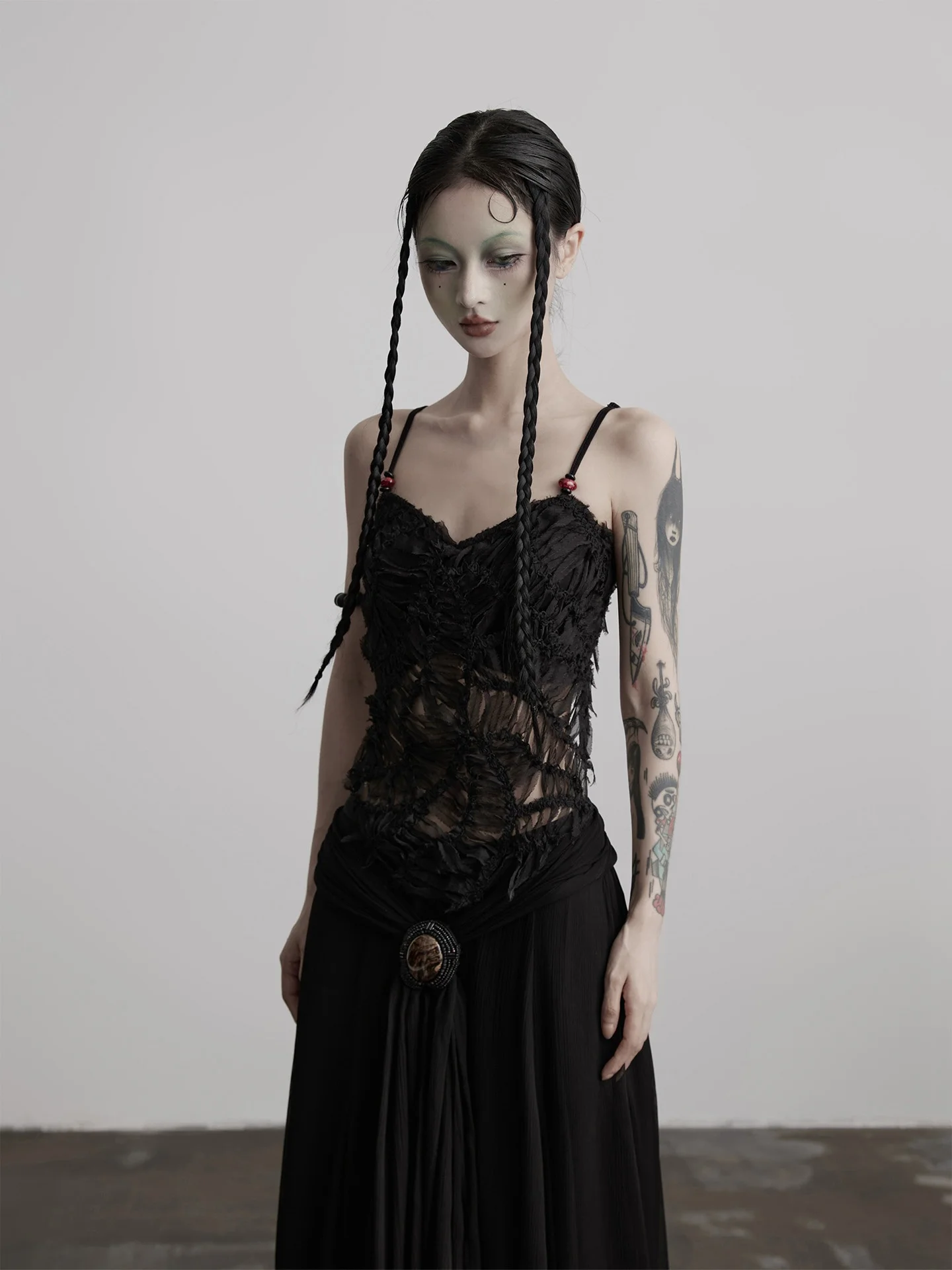 

Bla Asymmetric Heavyweight Feathers Pattern Beaded Strap Women's Summer Top Indue Svel Tank Top Polyester Material