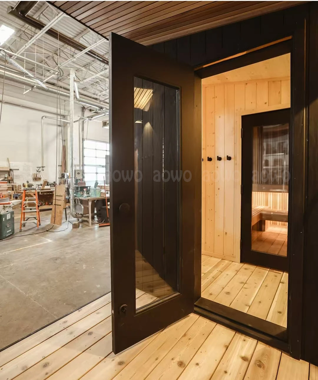 غرفة ساونا جافة للعائلة في الهواء الطلق مع خلع الملابس، حرم أرجوحة ساخنة للهروب من اللياقة البدنية الشخصية أو تمرين فيلادلفيا الداخلي