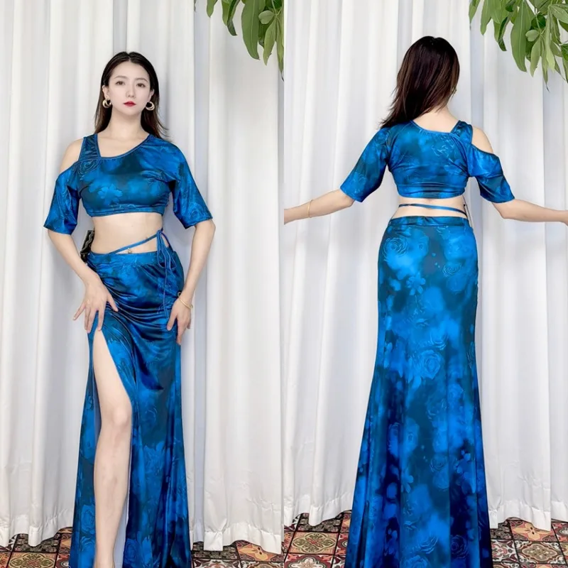 맞춤형 스웨갈 2025 신상 벨리댄스 의상 오리엔탈 댄스 의상 블루 로즈 프린트 탑과 스플릿 스커트