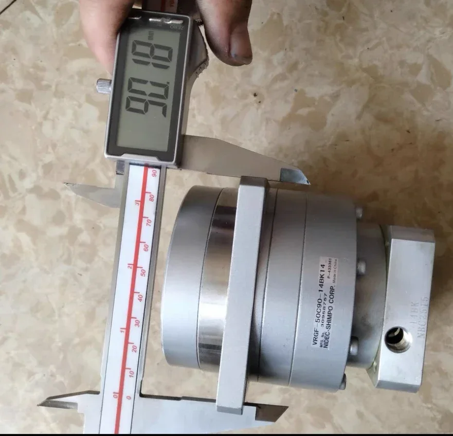 Used reducer VRGF-50C90-14BK14