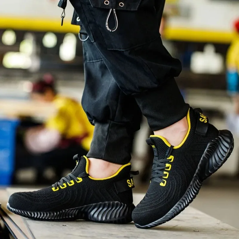 Anti smashing and puncture safety shoes are wear-resistant lightweight breathable and protective for all seasons