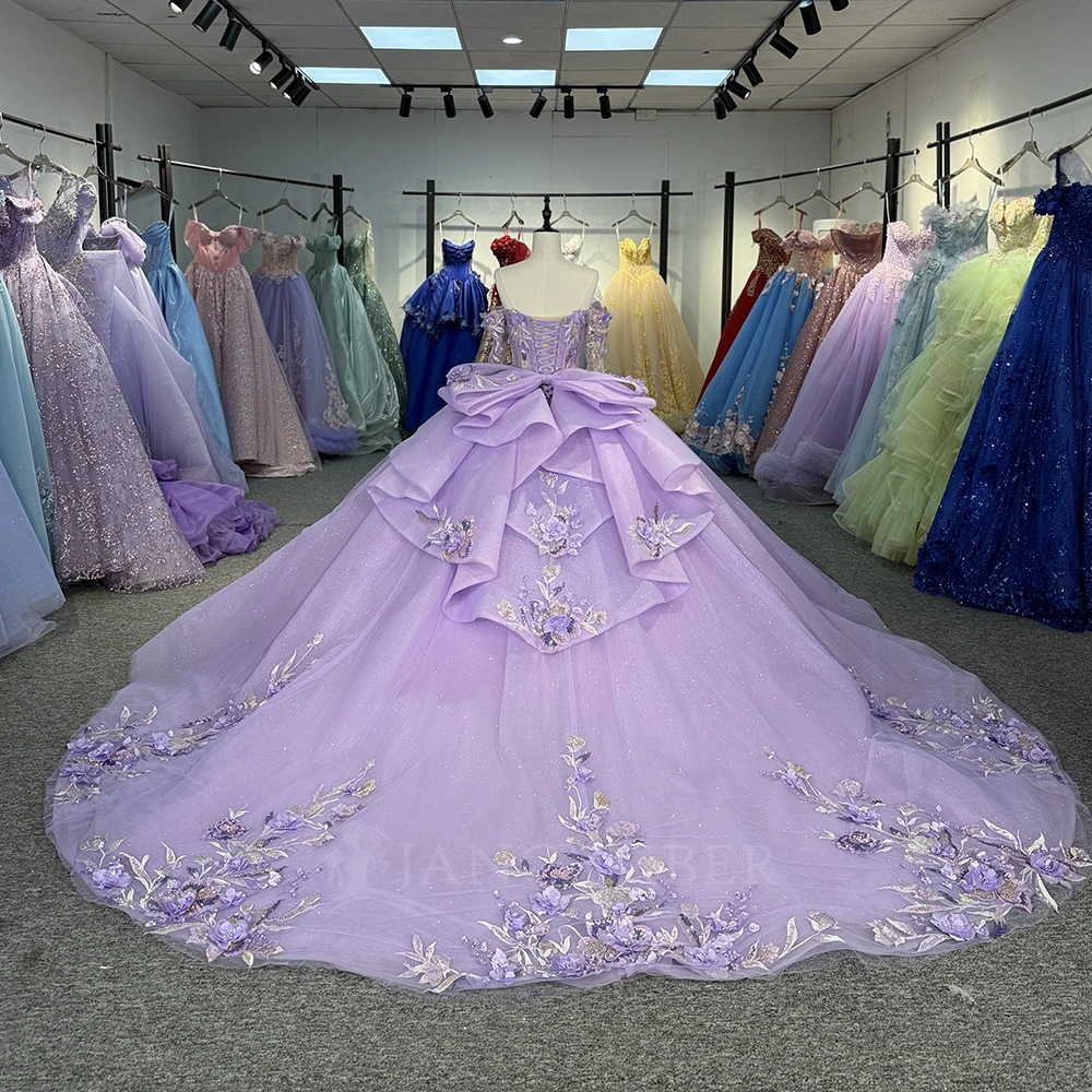 فساتين Quinceanera مخصصة من Vestidos De 15 Quinceañera من الدانتيل للأميرة فستان عيد ميلاد للنساء فستان حلو 16 بأكمام طويلة
