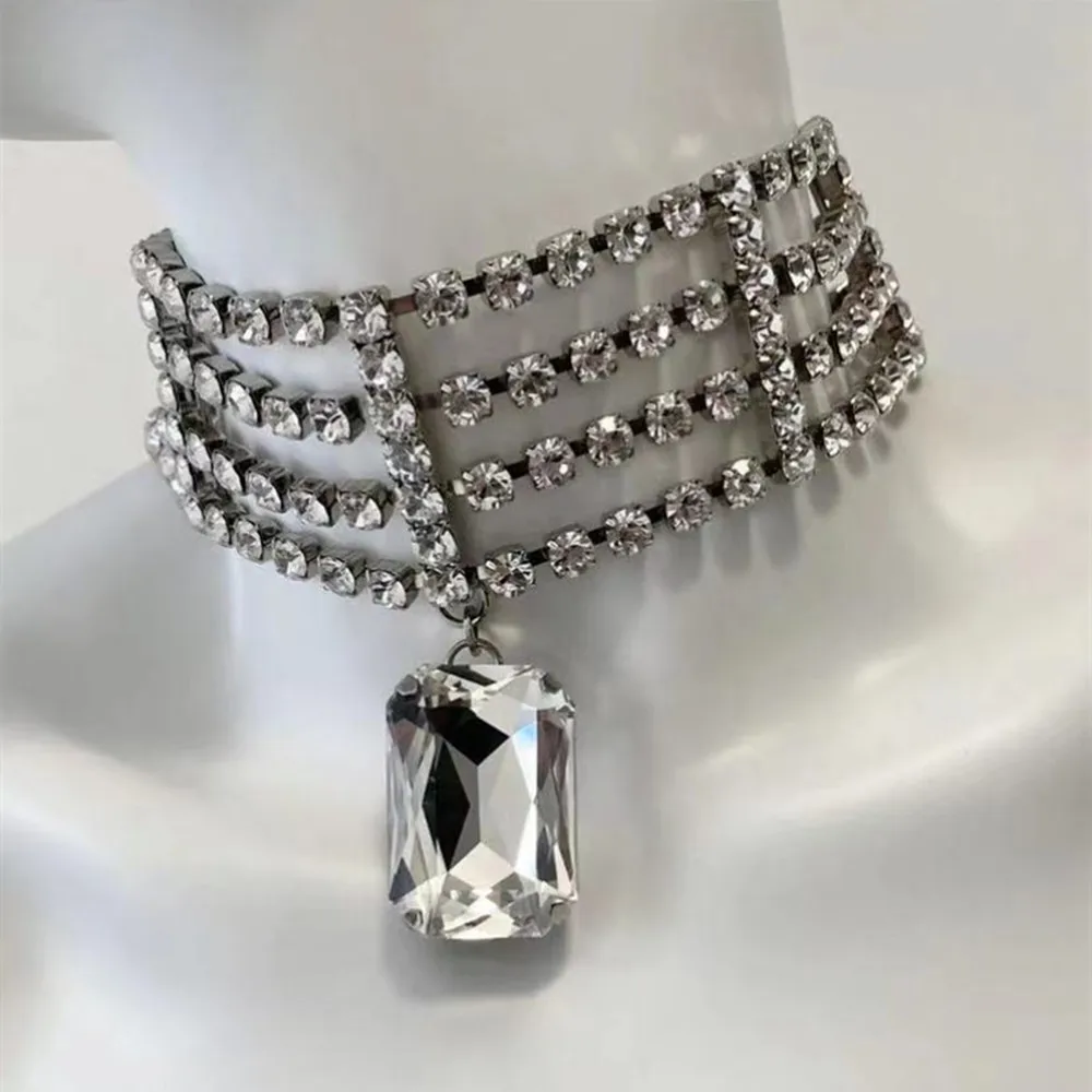 

Rhinestone Hollow Big Square Pendant Choker Necklace Wedding Jewelry for Women Luxury Crystal Multiple Rows Bridal Collar Choker