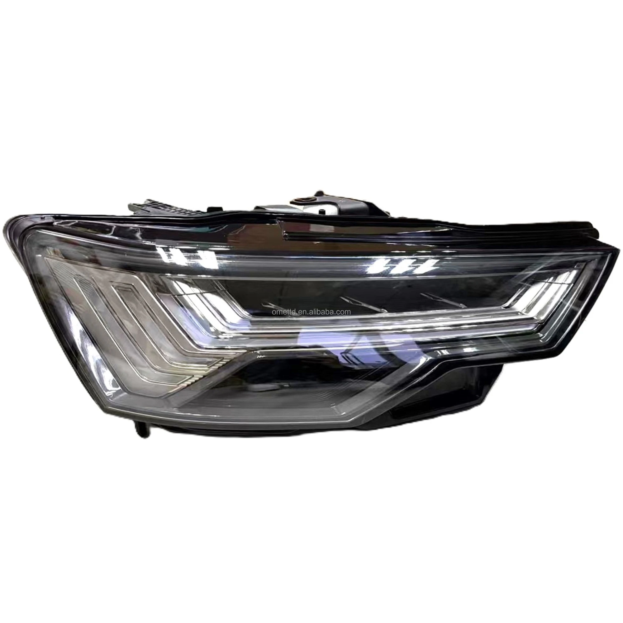 Wholesale Original A6 Matrix Headlight For 2019-2023 Audi A6 C8 S6 Quattro RS6 Matrix Headlamp EU OEM 4K0941036 4K0941035