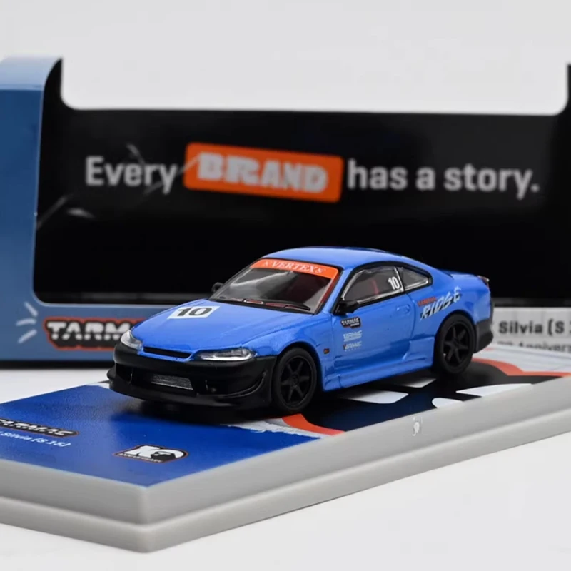 

Литой под давлением оригинальный масштаб 1:64 Silvia S15, модель из сплава, имитация украшения, хобби, сувениры, коллекция подарков, статический дисплей