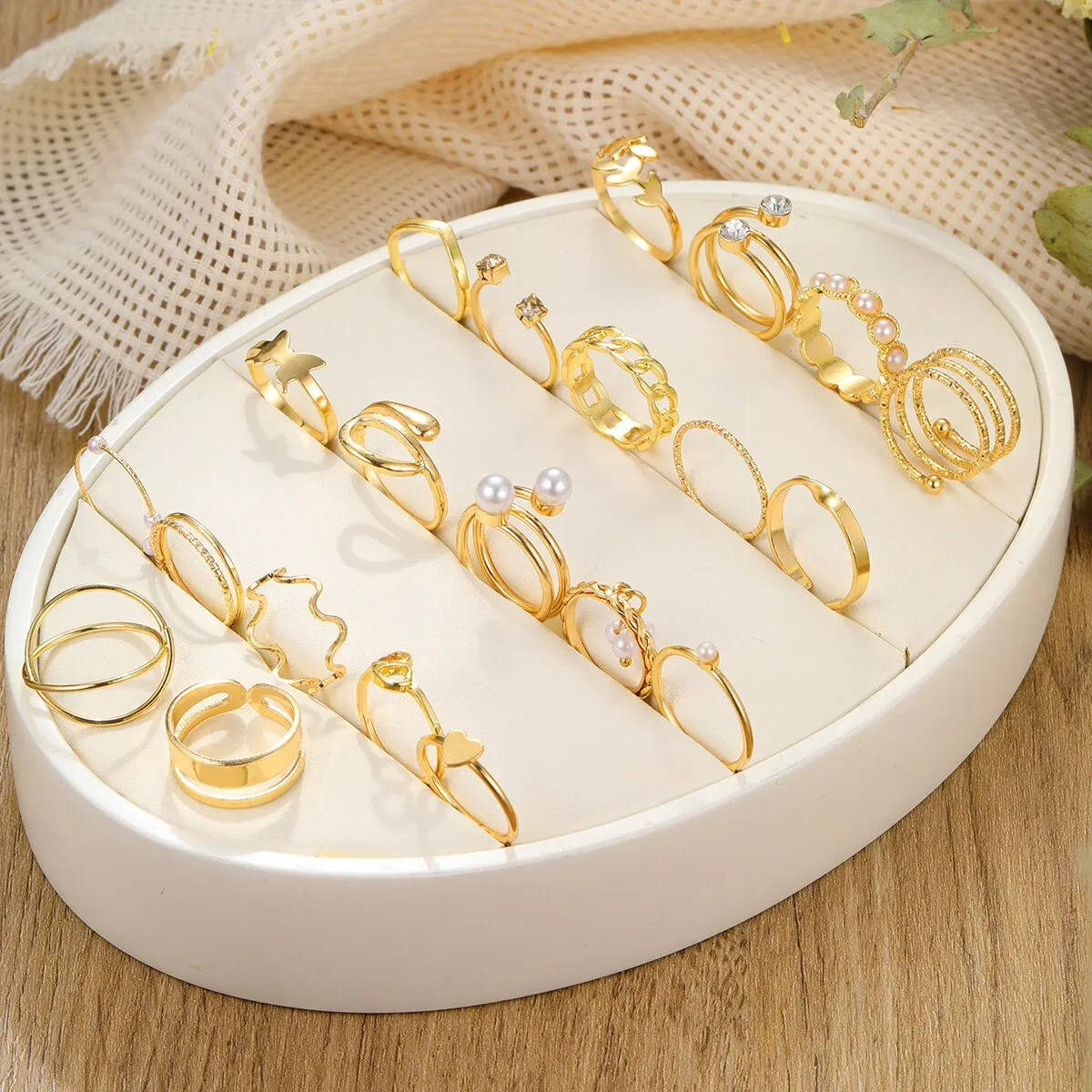 22 Sets Of Ladies Jewelry European And American New Creative Simple Temperament Spiral Fake-pearl Love Ring Gold-color