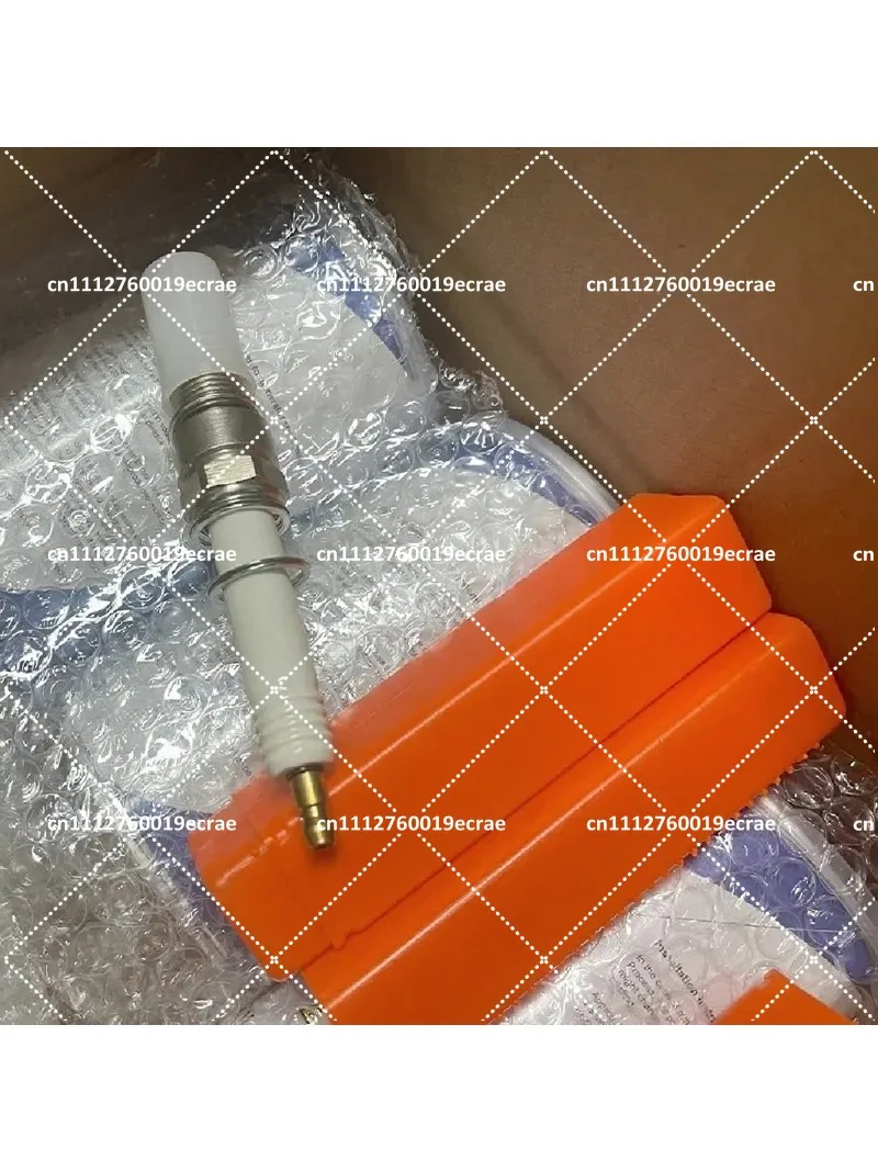Professional Engine Generator Spare Parts Spark Plugs R6GC1-77 X52404500062 X52404500056 X52404500059 for MTU 4000