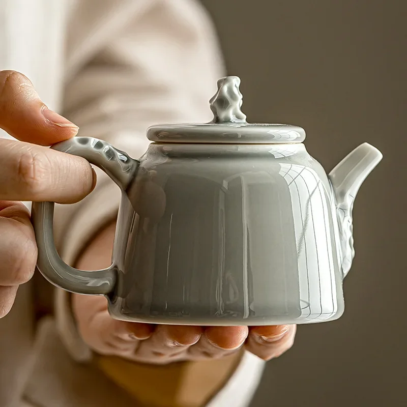 Elegant Teapot Household Ceramic Simple Teapots Single Pot Kung Fu Tea Set Creative Teaware Divider Teacups Chinese Drinkware