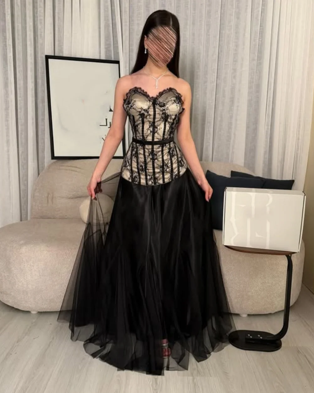 Aangepaste hoge kwaliteit mode tule ruches plooi a-lijn galajurken moderne stijl sexy strapless vloerlange avondjurken