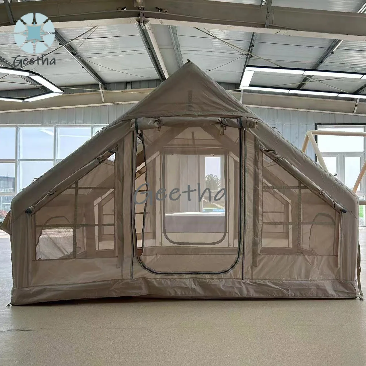 

Inflatable Outdoor Tent That Can Accommodate 4-6 People