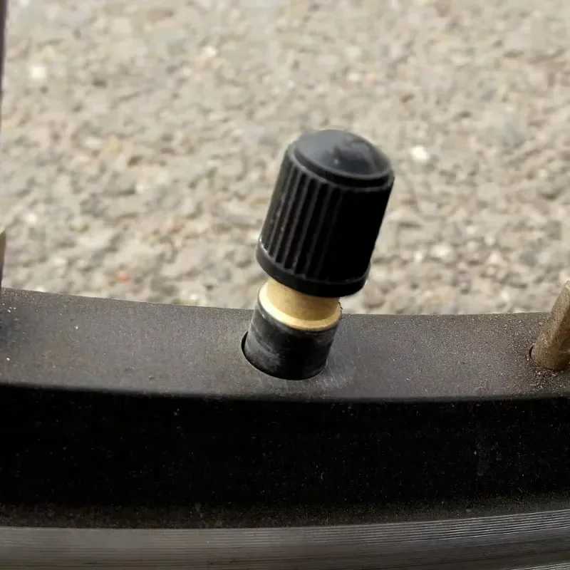Car Wheel Tire Valve Stem Cover 4-24pcs TR414 Tubeless Black Motorcycle with Caps Snap in Type Rubber Tire Valve Stem Accessory