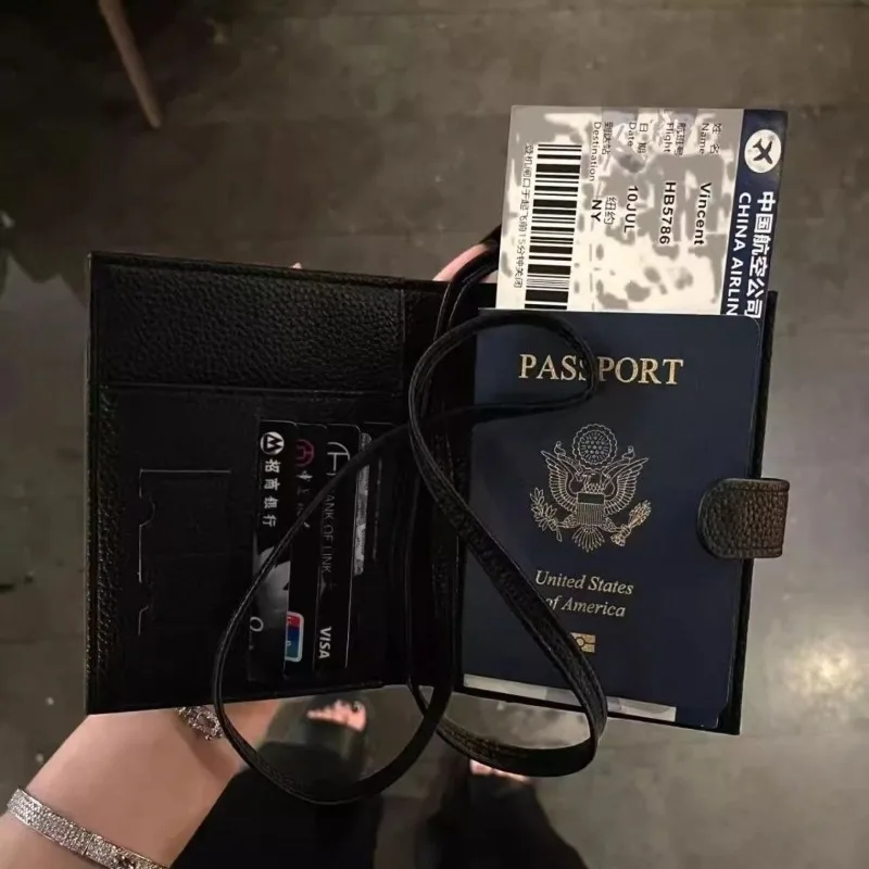 مرحبا كيتي حامل جواز السفر موضة حساسة الجلود معرف حقيبة التخزين الجديدة المحمولة عالية السعة الأصالة حامل بطاقة الهدايا