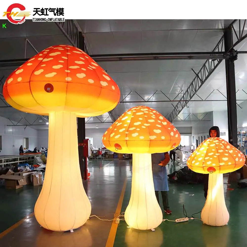 Fast Shipping Giant Inflatable Mushrooms with LED Lighting Commercial Advertising Decoration Blow Up Mushroom Models