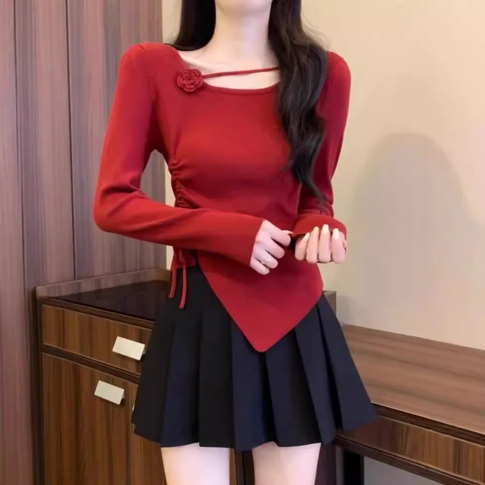 

Top Women's Irregular Slim-fitting Short Solid Color Three-dimensional Flower Decorated Bottoming Sweater 여성상의