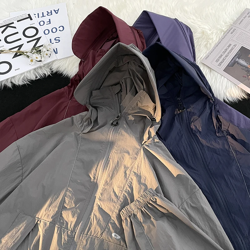 

Lightweight Summer Outdoor Ice Silk Hooded Workwear Sun Protection Windbreaker Casual Fashion Design Men's And Women's Jacket