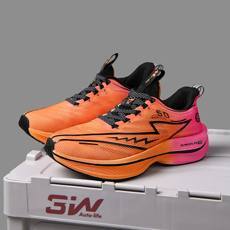 

Новые кроссовки для бега из карбоновой доски, мужские легкие дышащие износостойкие мягкие кроссовки для бега в тренажерном зале, удобная дорожная спортивная обувь для марафона