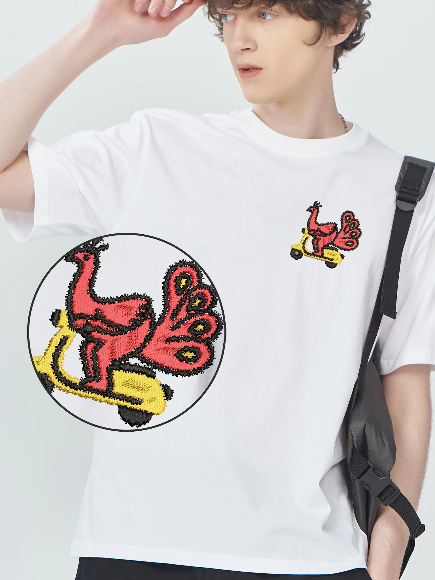 Riding Electric Scooter Peacock Embroidered Camiseta Luxury Tshirt Men High Quality Fashion Casual Breathable Embroidery Tees