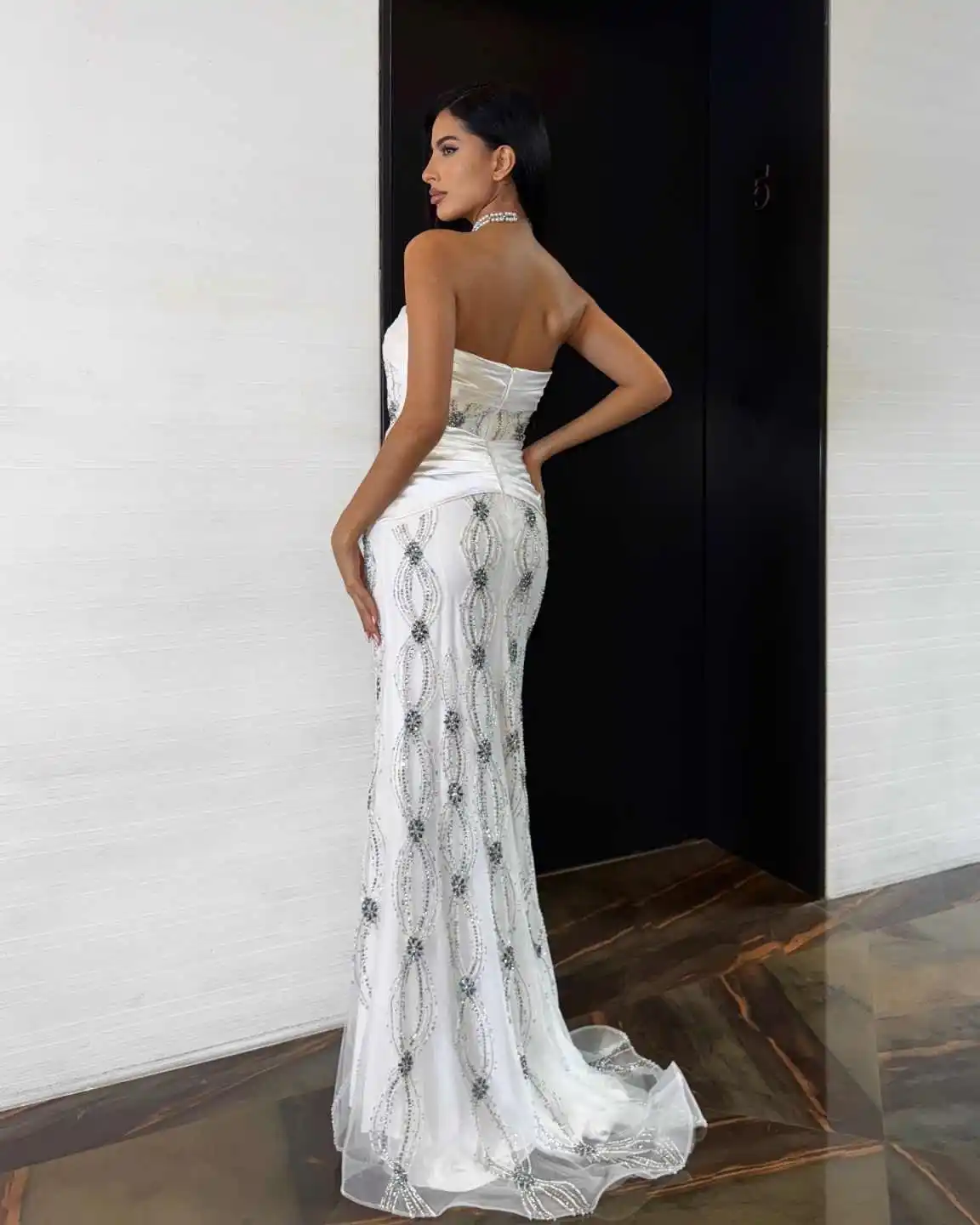 Graceful Mermaid Prom Gowns Strapless Sweep Train Evening Dresses Beaded Crystals Special Occasion Customized