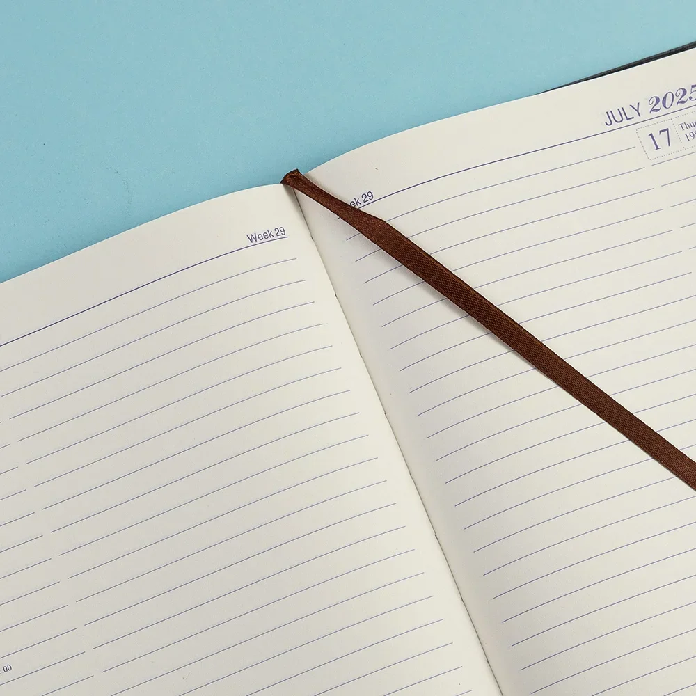 دفتر جدول غلاف 2025 مناسب جدًا لتخطيط تقويم مكتب المدرسة A5 للأعمال 365 يومًا