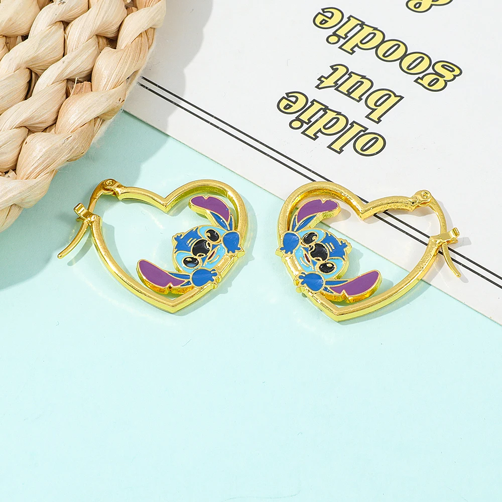 1 زوج ديزني الكرتون الطفل غرزة أقراط مزاجه بسيط Ins لطيف غرزة ياردروب مجوهرات هدايا عيد ميلاد الحزب