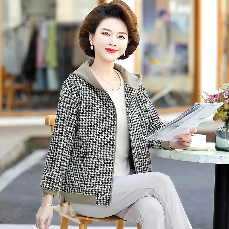 Hooded Fashion Short Jacket Women 2026 Spring Autumn New Coat Korean Loose Large Size Overwear Casual Age-Reducing Jackets Femal