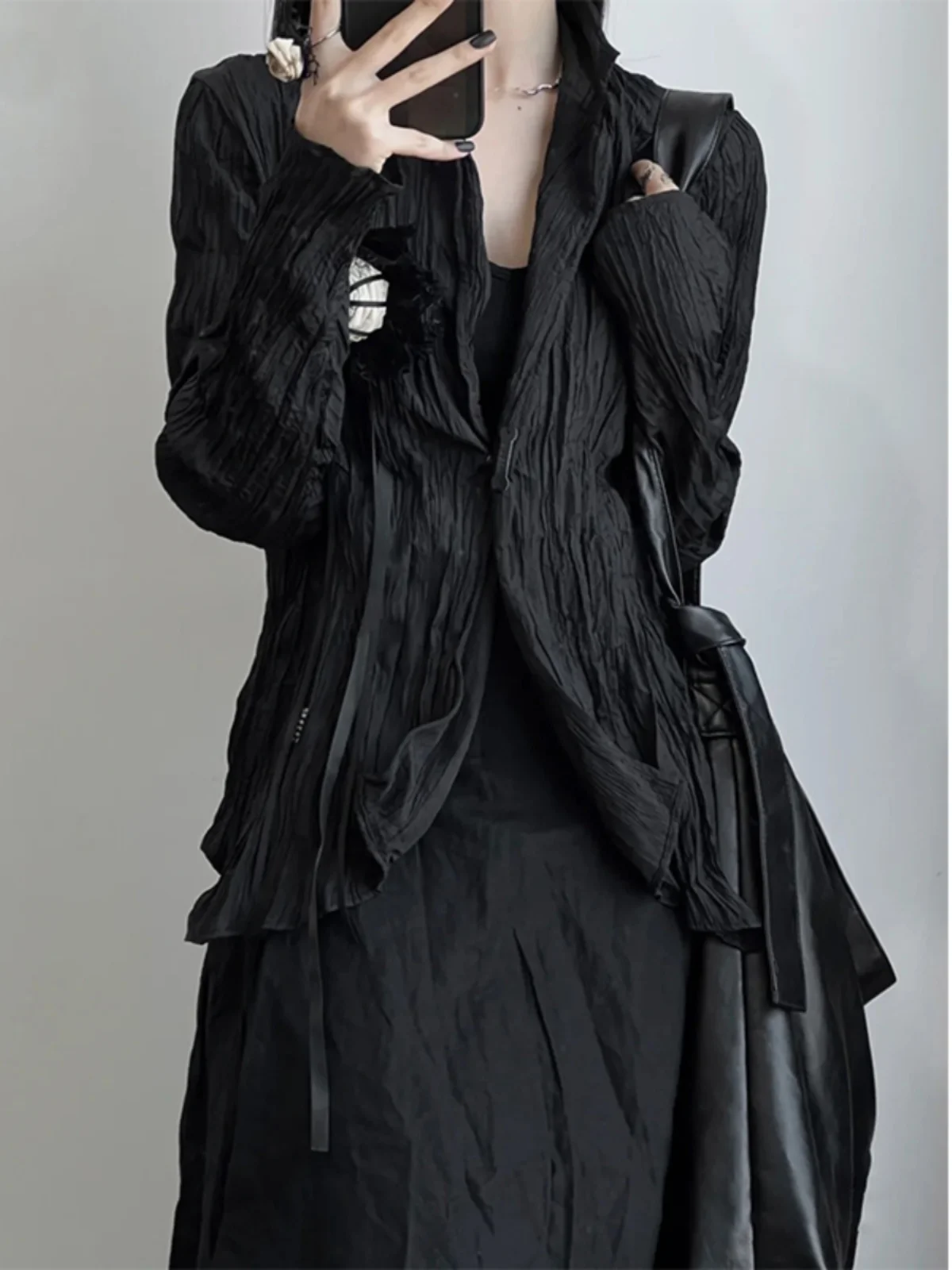 

Petrarchan Sonnet Original k Series Women's irt Autumn Winter New Design Sense Folded Polyester Fiber Long Sve V-ne