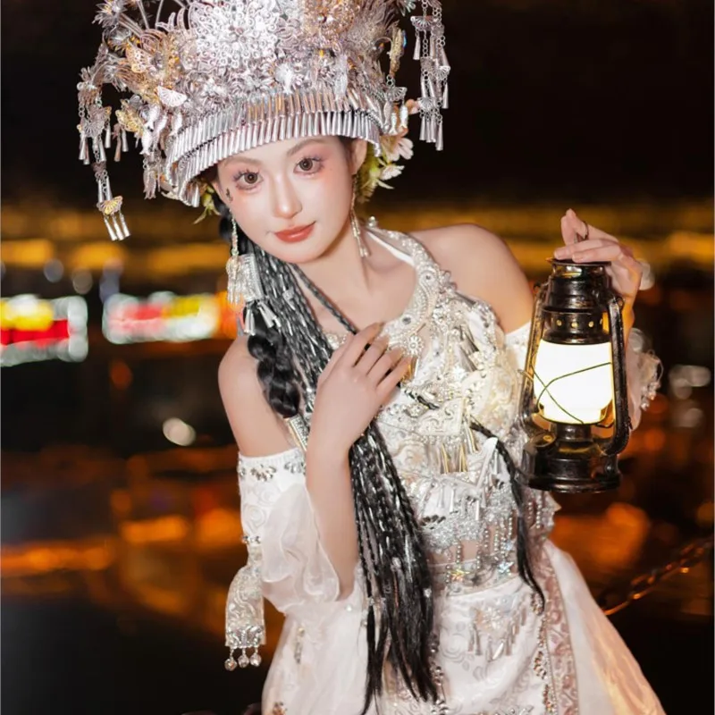 

White national dress female cake exotic style dance performance travel