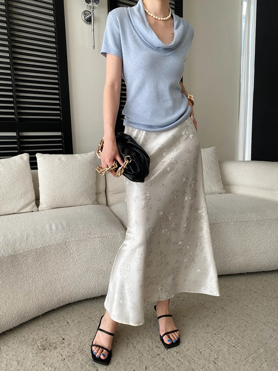 Frühlings- und Sommerrock für Damen im chinesischen Stil mit Schmetterlings-Jacquardmuster, elastischer hoher Taille und drapiertem Satin. – Detail 26