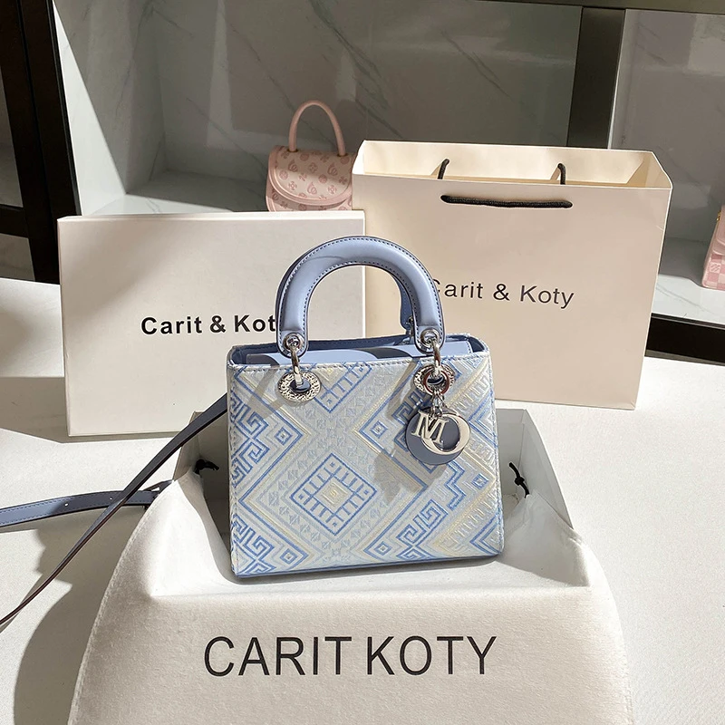 

Chinese-style heavy embroidery Lady Dior bag, high-end commuter handbag