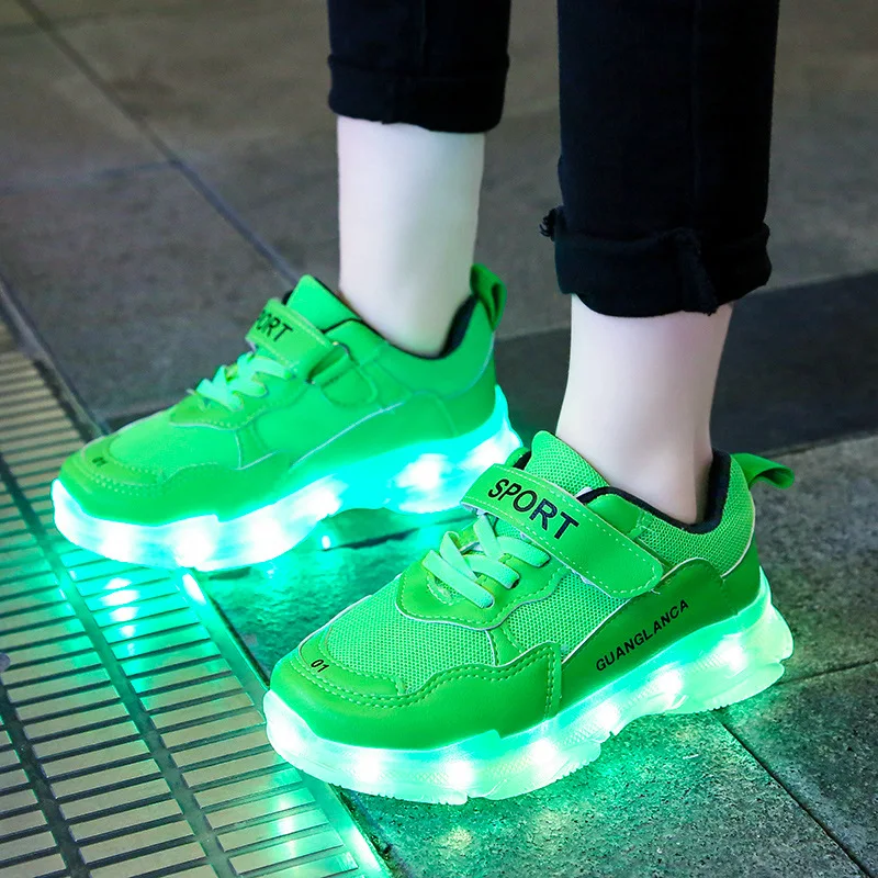 Nieuwe Kinder Led Light Schoenen Usb Opladen Kinder Sneakers Mesh Ademende Jongens En Meisjes Sportschoenen