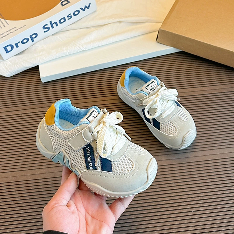 

Детская повседневная обувь, кроссовки для прогулок на открытом воздухе, туфли на плоской подошве из искусственной кожи, весенняя обувь для детей, нескользящая дышащая мягкая обувь с сетчатыми вставками