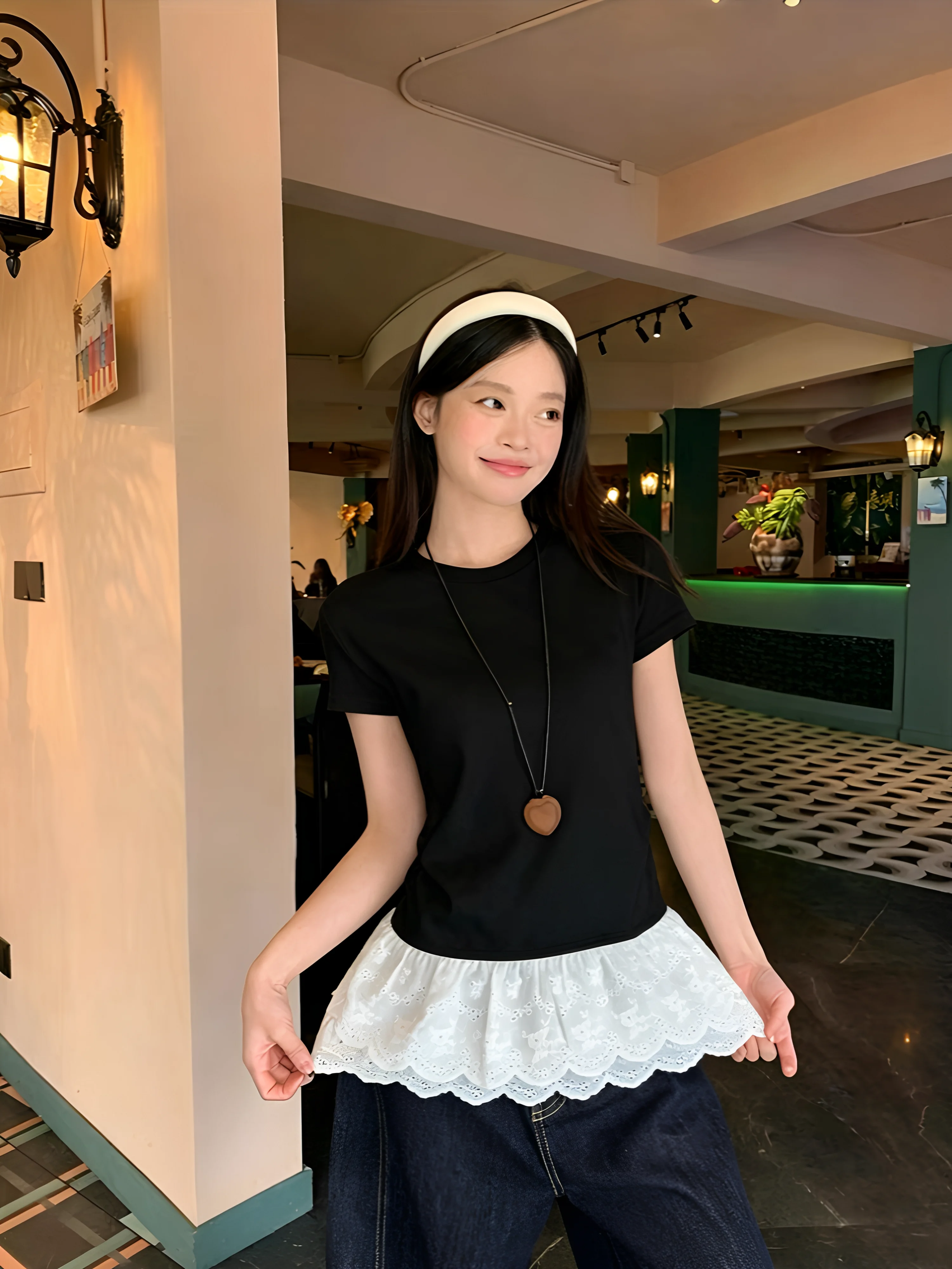 Summer New Women's round Neck Short Sleeve T-shirt 95 Cotton Lace Hem Slim Fit Shoulder Top Comfortable Breathable Casual Wear