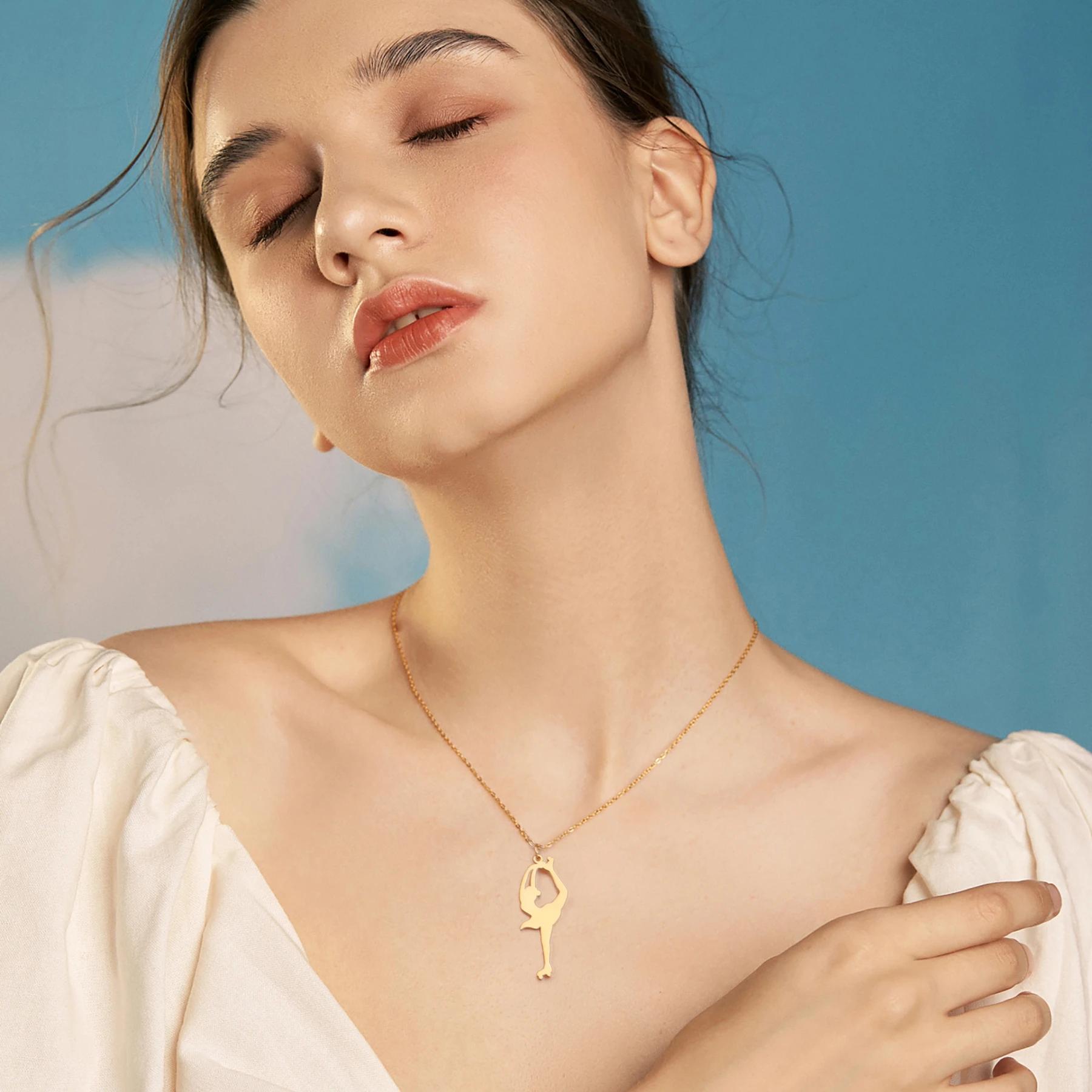 Unift Figure Roller Skater Girl Pendant Necklaces for Women Dancer Pendant Stainless Steel Trendy Elegant Sports Skating Jewelry