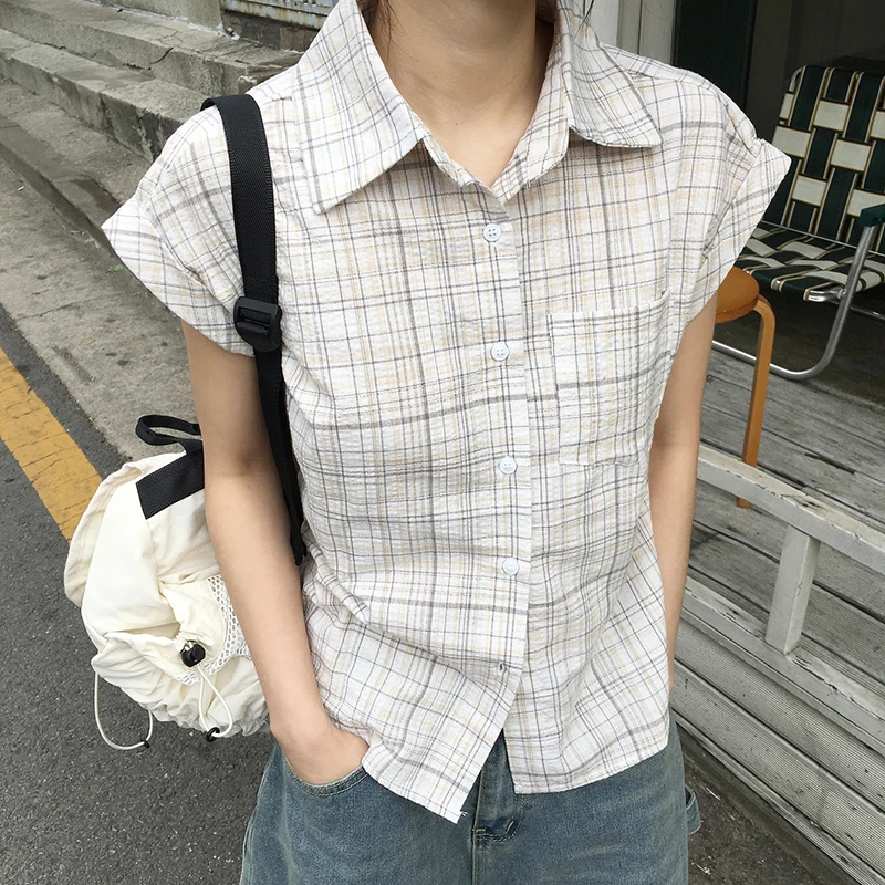 

SUCHCUTE Retro Short Sleeve Plaid Button Down Shirt Women Y2K Casual Blouse Korean Crop Tops Coquette Summer Streetwear 90s Chic