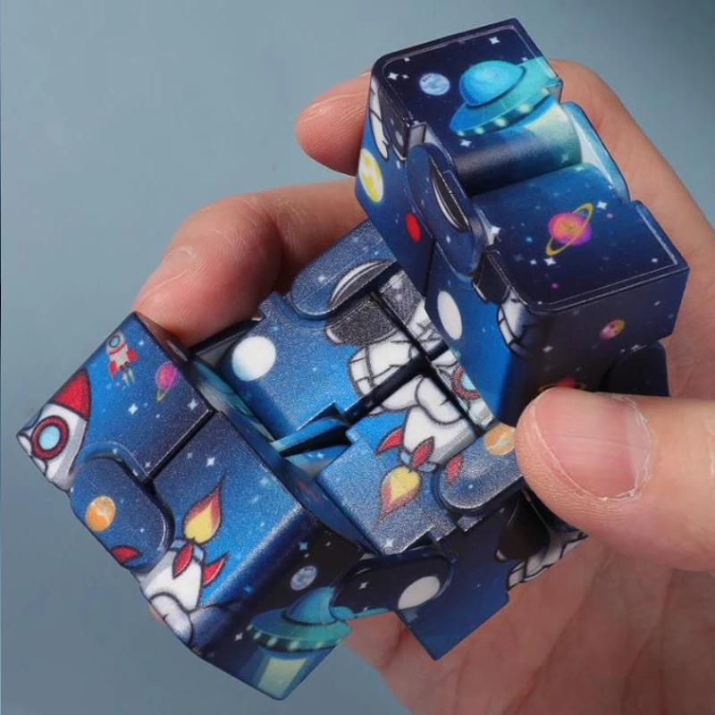 1PC Unlimited 2nd Generation Decompression Toy Print Astronaut Starry Sky Decompression